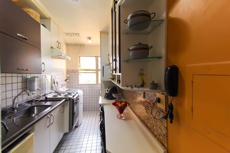 Apartamento à venda com 65m², 2 quartos e 1 vaga Apartamento à venda com 65m², 2 quartos e 1 vagaCozinha