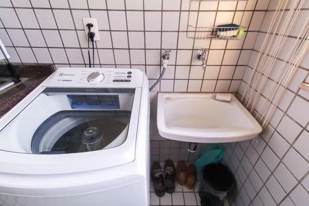 Apartamento à venda com 65m², 2 quartos e 1 vaga Apartamento à venda com 65m², 2 quartos e 1 vagaÁrea de Serviço