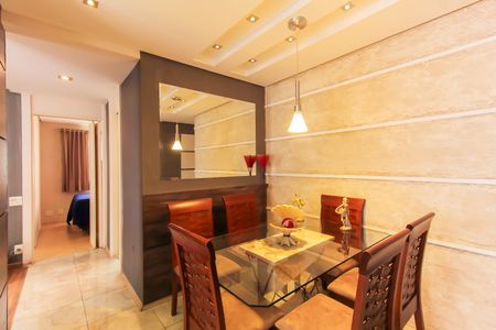 Apartamento à venda com 65m², 2 quartos e 1 vaga Apartamento à venda com 65m², 2 quartos e 1 vagaSala