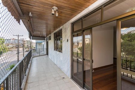 Apartamento à venda com 116m², 3 quartos e 1 vagaVaranda da Sala