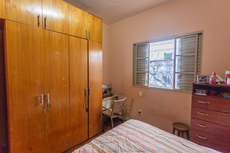 Casa à venda com 172m², 3 quartos e 2 vagas Casa à venda com 172m², 3 quartos e 2 vagasQuarto 2