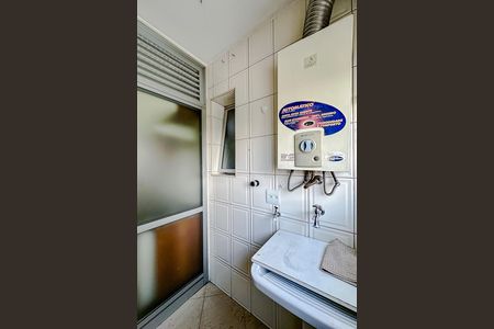 Apartamento para alugar com 70m², 3 quartos e 1 vagaÁrea de Serviço