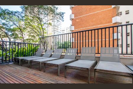 Apartamento à venda com 70m², 1 quarto e 1 vagaÁrea comum - Piscina