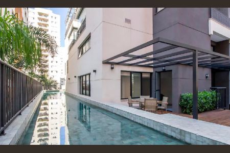 Apartamento à venda com 70m², 1 quarto e 1 vagaÁrea comum - Piscina
