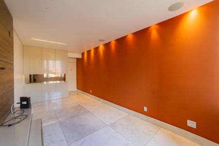 Apartamento à venda com 88m², 2 quartos e 1 vaga Apartamento à venda com 88m², 2 quartos e 1 vagaSala