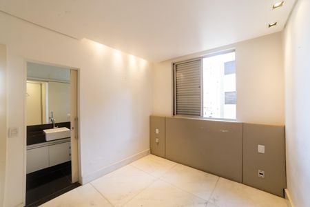 Apartamento à venda com 88m², 2 quartos e 1 vaga Apartamento à venda com 88m², 2 quartos e 1 vagaSuíte 1