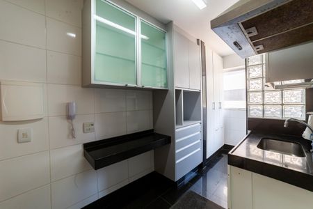 Apartamento à venda com 88m², 2 quartos e 1 vaga Apartamento à venda com 88m², 2 quartos e 1 vagaCozinha