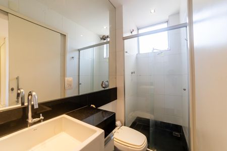 Apartamento à venda com 88m², 2 quartos e 1 vaga Apartamento à venda com 88m², 2 quartos e 1 vagaBanheiro da Suíte 2