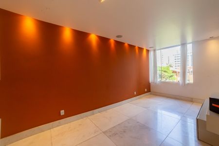 Apartamento à venda com 88m², 2 quartos e 1 vaga Apartamento à venda com 88m², 2 quartos e 1 vagaSala