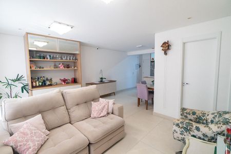 Apartamento à venda com 80m², 2 quartos e 1 vagaSala