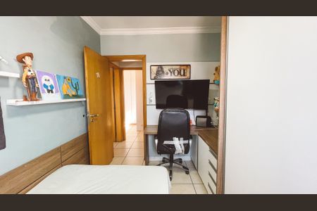 Apartamento à venda com 75m², 3 quartos e 2 vagas Apartamento à venda com 75m², 3 quartos e 2 vagasQuarto 2