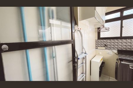 Apartamento à venda com 75m², 3 quartos e 2 vagas Apartamento à venda com 75m², 3 quartos e 2 vagasÁrea de Serviço