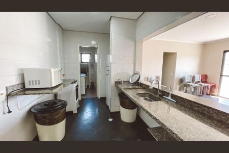 Apartamento à venda com 75m², 3 quartos e 2 vagas Apartamento à venda com 75m², 3 quartos e 2 vagasÁrea comum - Salão de festas
