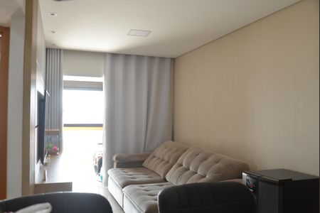 Apartamento à venda com 70m², 2 quartos e 2 vagasSala