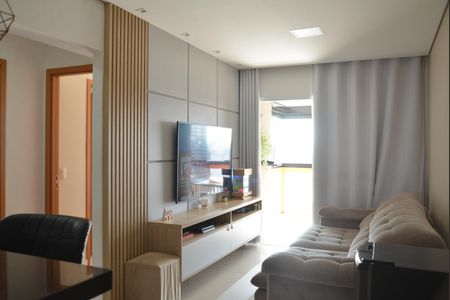 Apartamento à venda com 70m², 2 quartos e 2 vagasSala