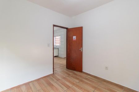 Casa para alugar com 57m², 2 quartos e sem vagaSuíte