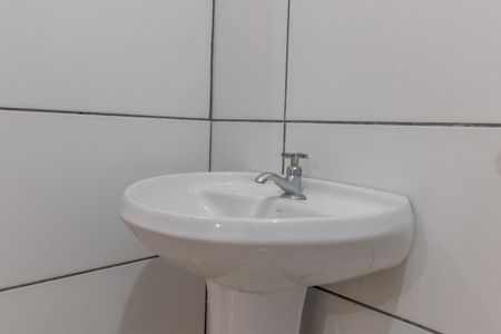 Casa para alugar com 57m², 2 quartos e sem vagaBanheiro Social