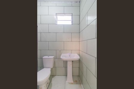 Casa para alugar com 57m², 2 quartos e sem vagaBanheiro da Suíte