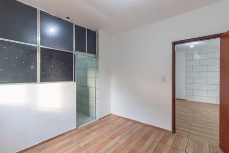 Casa para alugar com 57m², 2 quartos e sem vagaSuíte