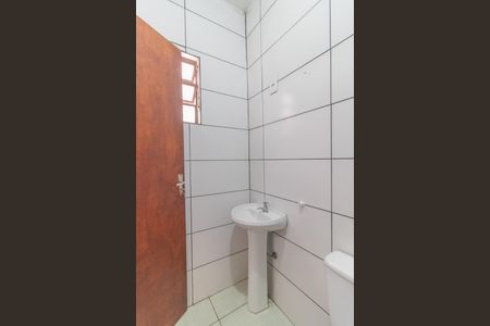 Casa para alugar com 57m², 2 quartos e sem vagaBanheiro Social