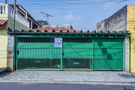 Casa à venda com 240m², 4 quartos e 3 vagasFachada