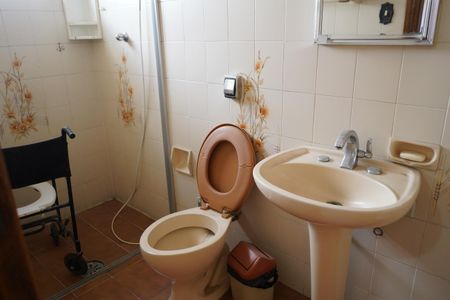 Casa à venda com 280m², 5 quartos e 3 vagasBanheiro da Suíte 3