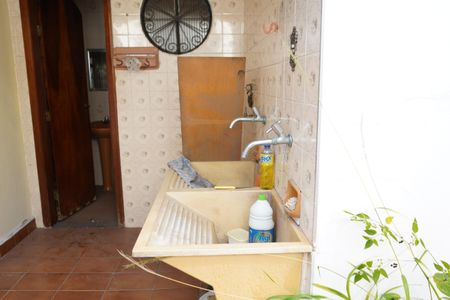 Casa à venda com 280m², 5 quartos e 3 vagasÁrea de Serviço