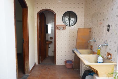 Casa à venda com 280m², 5 quartos e 3 vagasÁrea de Serviço