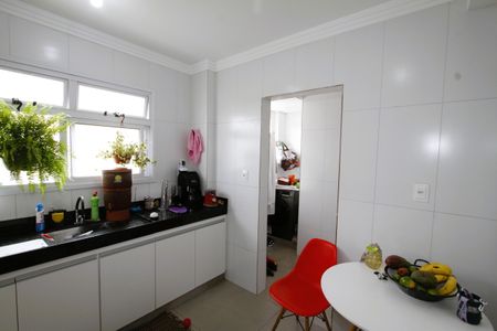 Apartamento à venda com 66m², 2 quartos e 2 vagasCozinha e Área de Serviço