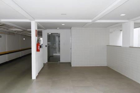 Apartamento à venda com 66m², 2 quartos e 2 vagasEntrada