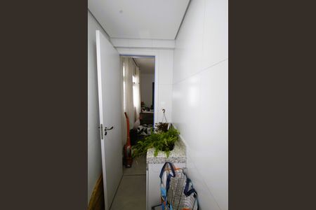 Apartamento à venda com 66m², 2 quartos e 2 vagasLavabo