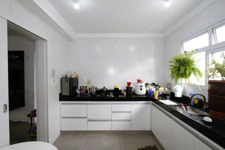 Apartamento à venda com 66m², 2 quartos e 2 vagasCozinha