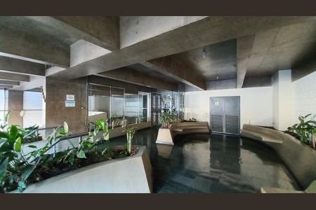 Apartamento à venda com 77m², 2 quartos e 1 vagaFachada e Portaria