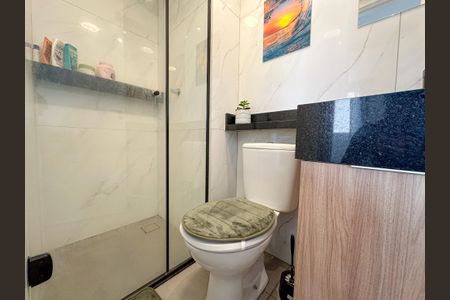 Apartamento à venda com 35m², 2 quartos e sem vaga Apartamento à venda com 35m², 2 quartos e sem vagaBanheiro