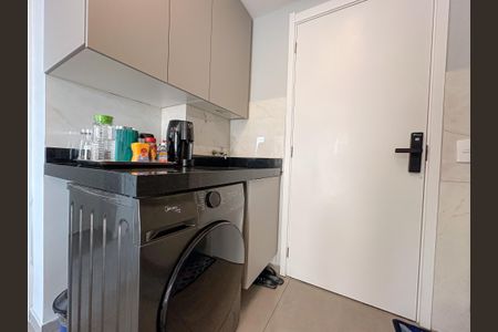 Apartamento à venda com 35m², 2 quartos e sem vaga Apartamento à venda com 35m², 2 quartos e sem vagaSala/Cozinha