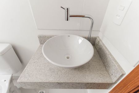 Apartamento para alugar com 40m², 2 quartos e 1 vaga Apartamento para alugar com 40m², 2 quartos e 1 vagaBanheiro