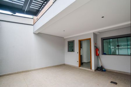 Casa à venda com 130m², 3 quartos e 2 vagas Casa à venda com 130m², 3 quartos e 2 vagasGaragem