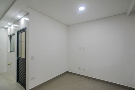 Casa à venda com 130m², 3 quartos e 2 vagas Casa à venda com 130m², 3 quartos e 2 vagasSala