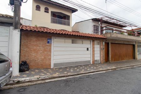 Casa à venda com 231m², 3 quartos e 4 vagasFachada