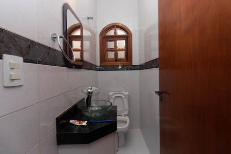 Casa à venda com 231m², 3 quartos e 4 vagasLavabo