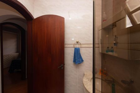 Casa à venda com 231m², 3 quartos e 4 vagasBanheiro Social