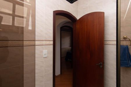 Casa à venda com 231m², 3 quartos e 4 vagasBanheiro Social