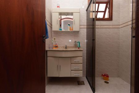 Casa à venda com 231m², 3 quartos e 4 vagasBanheiro Social