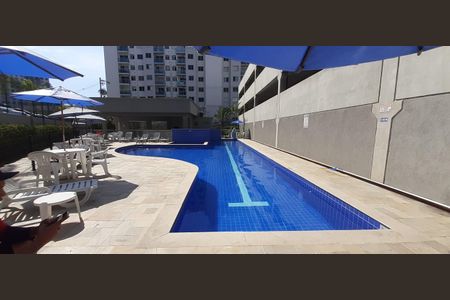 Apartamento à venda com 50m², 2 quartos e 1 vaga Apartamento à venda com 50m², 2 quartos e 1 vagaÁrea comum - Piscina