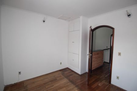 Casa para alugar com 73m², 2 quartos e 1 vaga Casa para alugar com 73m², 2 quartos e 1 vagaQuarto 1