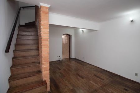 Casa para alugar com 73m², 2 quartos e 1 vaga Casa para alugar com 73m², 2 quartos e 1 vagaSala