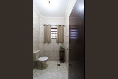 Casa à venda com 200m², 3 quartos e 2 vagasLavabo