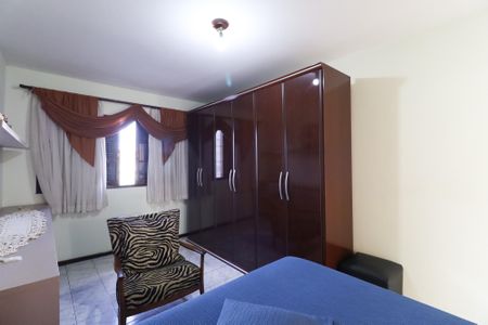 Casa à venda com 200m², 3 quartos e 2 vagasQuarto 1