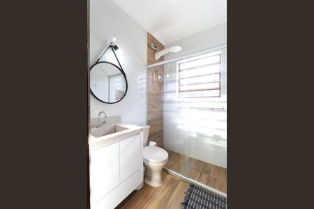 Casa à venda com 200m², 3 quartos e 2 vagasBanheiro 2