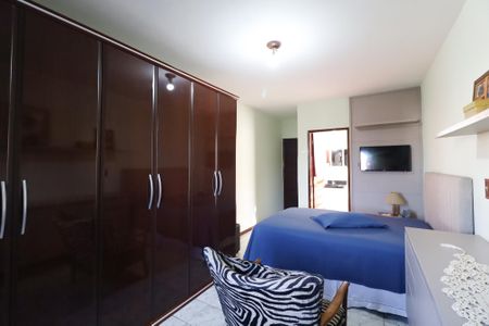 Casa à venda com 200m², 3 quartos e 2 vagasQuarto 1